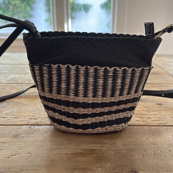BANDA CROCHET BUCKET BAG - Picture 3 of 5